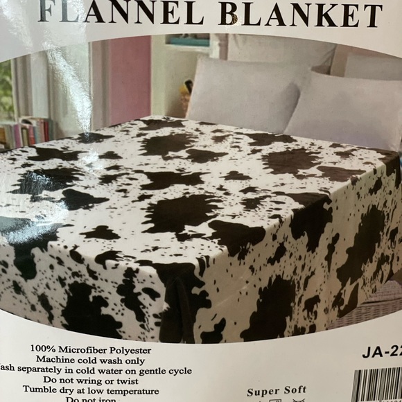Bedding Brand New Throw Size 2ply Flannel Blanketsuper Softcow Print